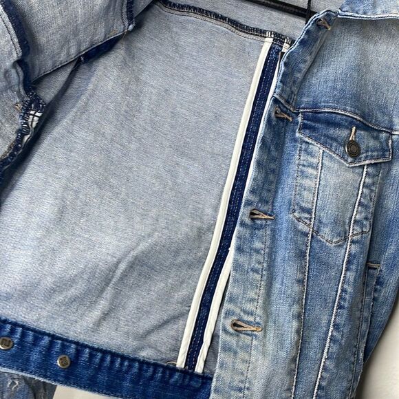 NEUW Distressed Denim Jacket Womens Size Small - Picture 11 of 13